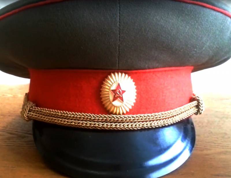 Как появились кокарды: из истории военной символики Как появились кокарды: из истории военной символики армия,история