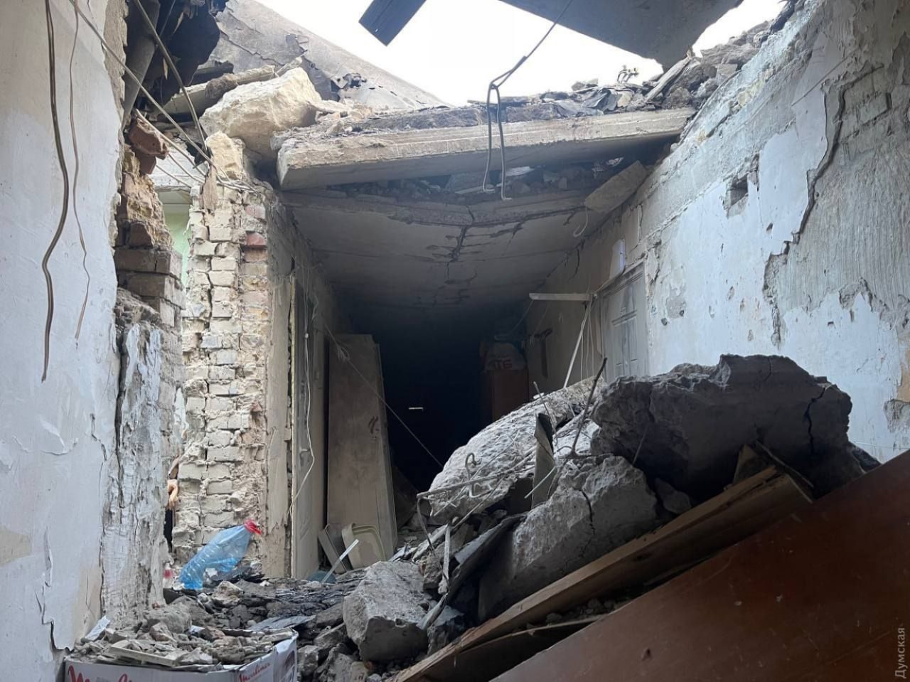 Фронтовое «мясо» начало прозревать — «Як воевать, когда семьи некуда девать?» Фронтовое «мясо» начало прозревать — «Як воевать, когда семьи некуда девать?» украина