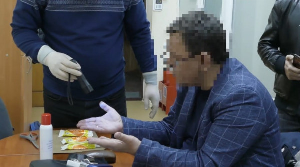 Крымские чиновники наказаны за вымогательство, которое было поставлено на поток
