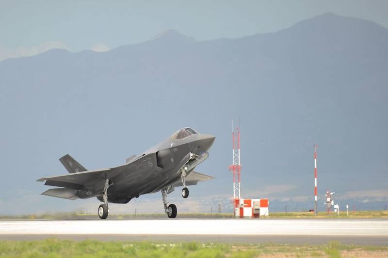 Новое обновление F-35 Lightning II задерживается ввс