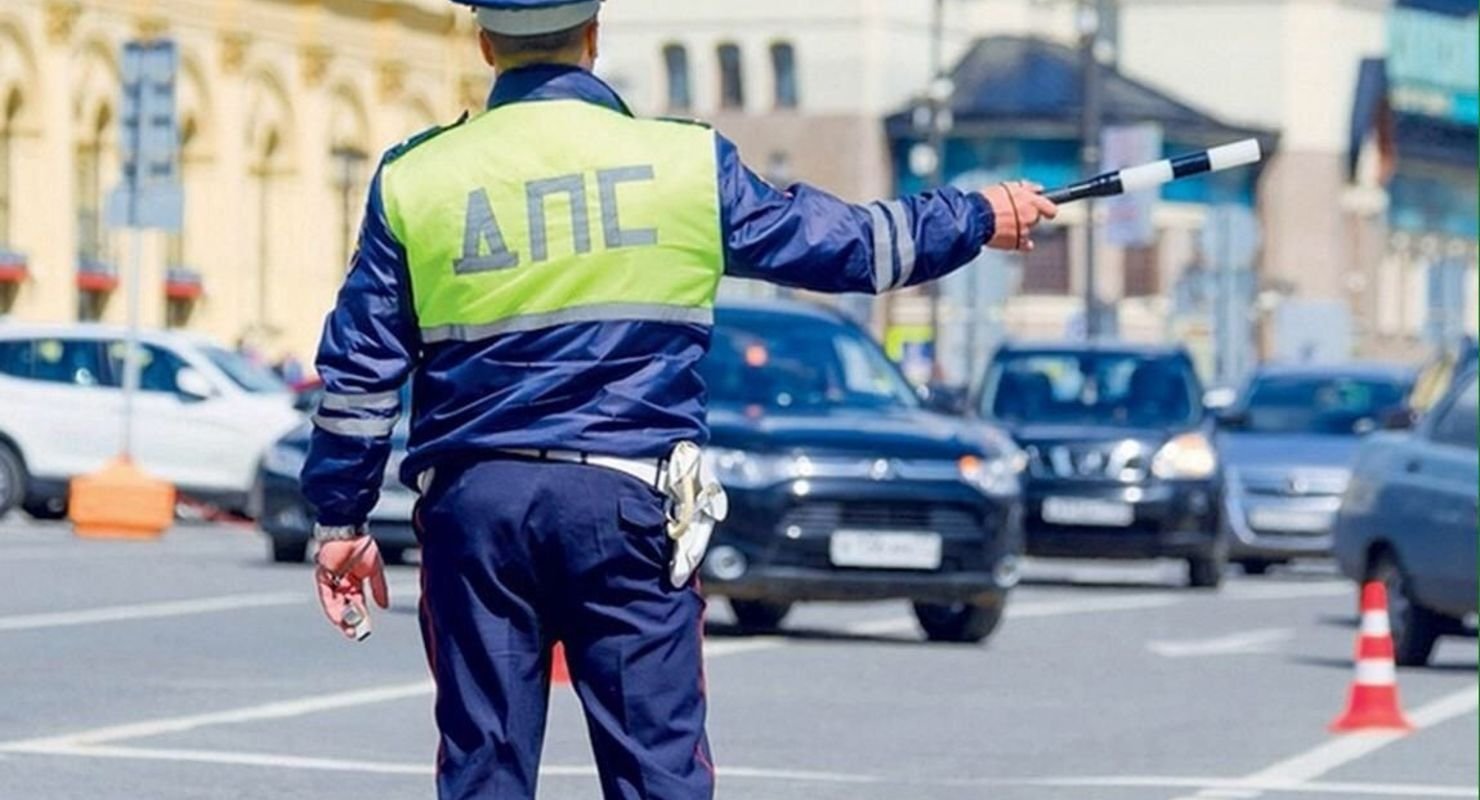 Три нехитрых правила помогут избежать общения с сотрудниками ГИБДД