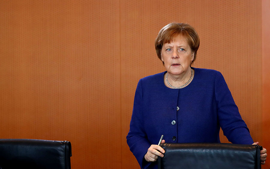 Джон салливан (дипломат). Почему посол. Почему посол. Мельник посол. Почему посол.