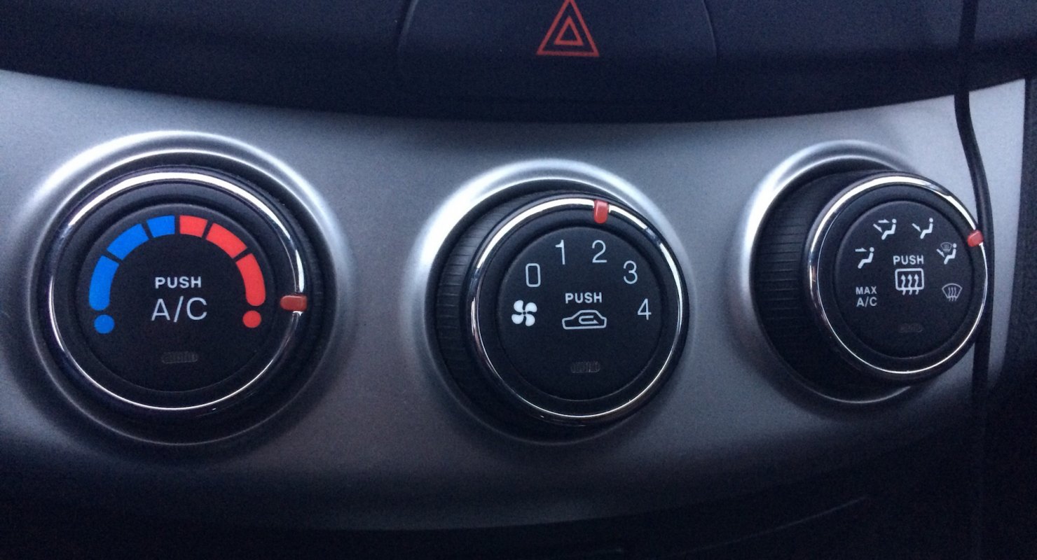 Как использовать кондиционер в авто, чтобы не заболеть