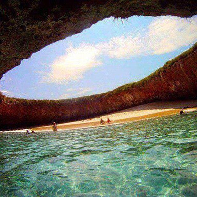 10 удивительных фото, которые заставят вас задаться вопросом «Как это возможно?» 10 удивительных фото, которые заставят вас задаться вопросом «Как это возможно?»