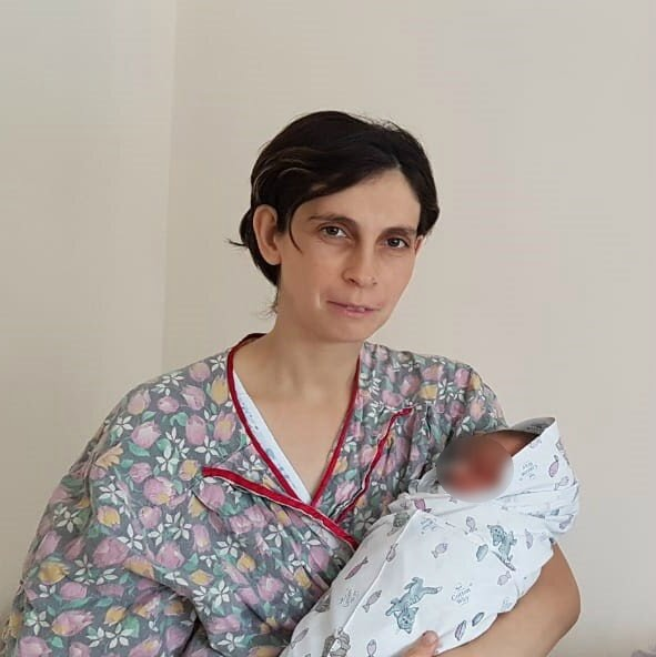 Мать, к 33 годам родившая 11 детей, пожаловалась на нехватку помощи Мать, к 33 годам родившая 11 детей, пожаловалась на нехватку помощи
