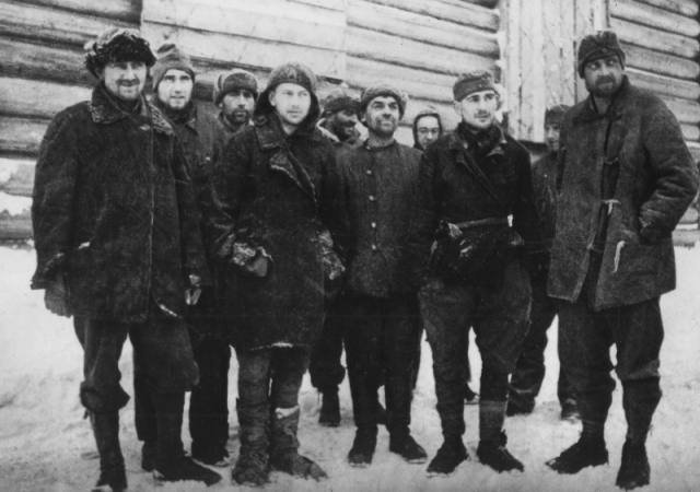 Пленные из состава великолукского гарнизона