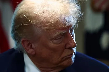 На Украине предложили «поставить свечку» за Трампа при выходе из переговоров