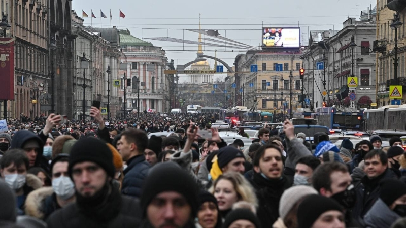 Радиоведущий Стиллавин назвал блефом обещания оппозиции участникам незаконных акций