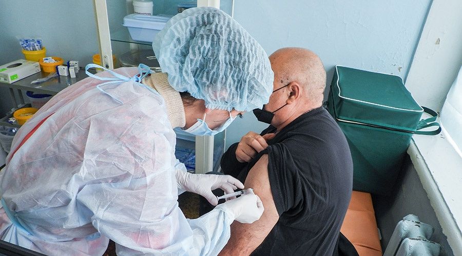 Более 60% жителей Симферополя вакцинировались от COVID-19