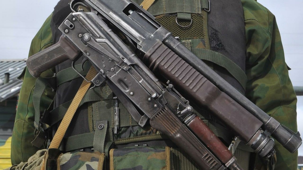 Росгвардейцы обнаружили схроны с оружием ВСУ в освобожденных населенных пунктах в ЛНР Армия