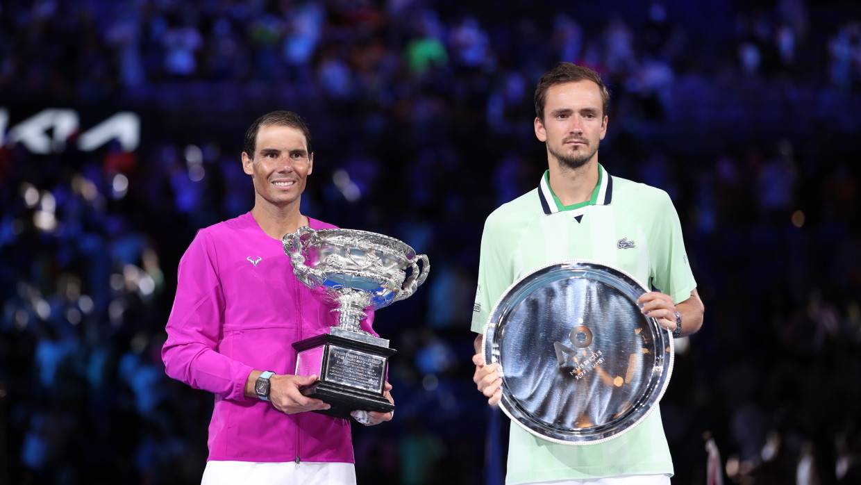 Кто выиграл в больших. Медведев австралиан опен. Australian open Медведев Надаль.