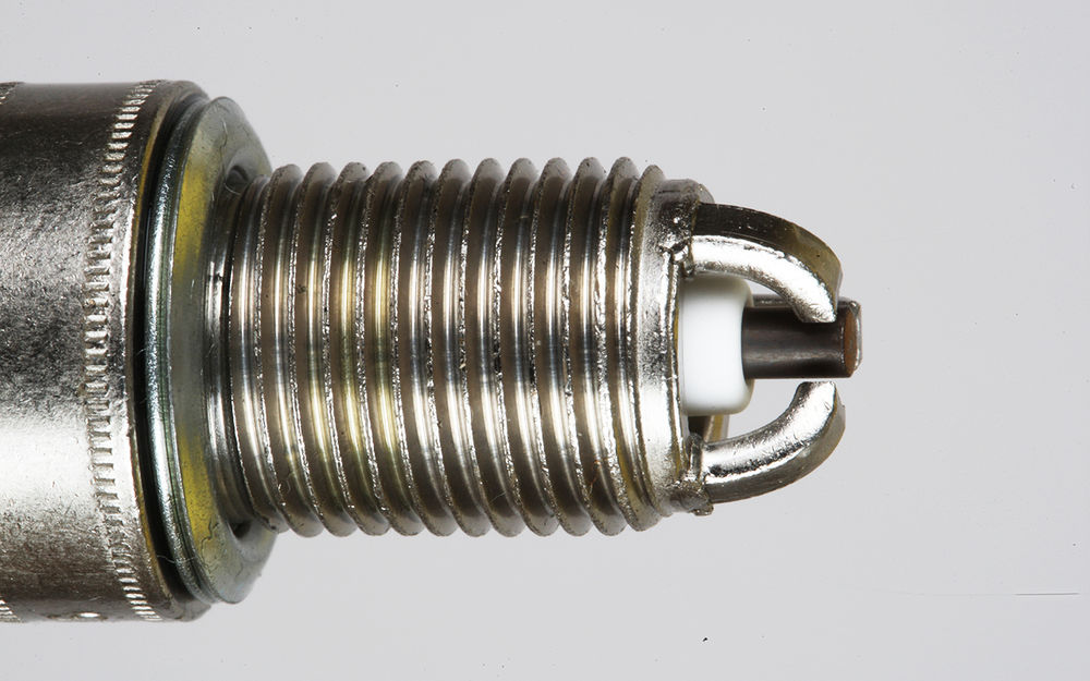 Многоэлектродные свечи: в чем вас обманывает реклама