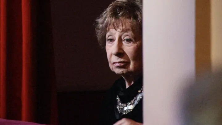 Ахеджакова покоряет Америку - русские лишь посмеялись