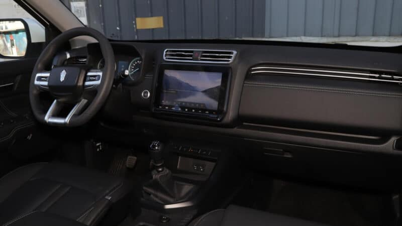 JMC запустил новый крутой бренд пикап Dadao. Первый грузовик с двигателем Ford