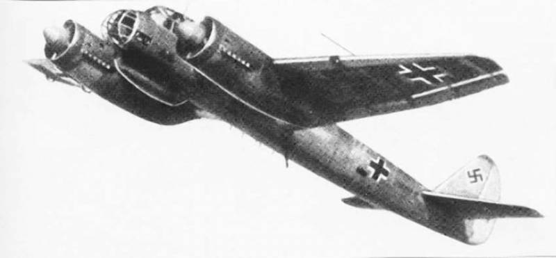 Боевые самолёты. «Юнкерс» Ju-88: универсальный убийца можно, Ju88А4, весьма, бомбардировщик, вооружение, самолет, скорость, войны, самолета, который, фюзеляжа, части, поскольку, модификации, бомбардировщика, поэтому, машины, собой, пушки, пулеметов