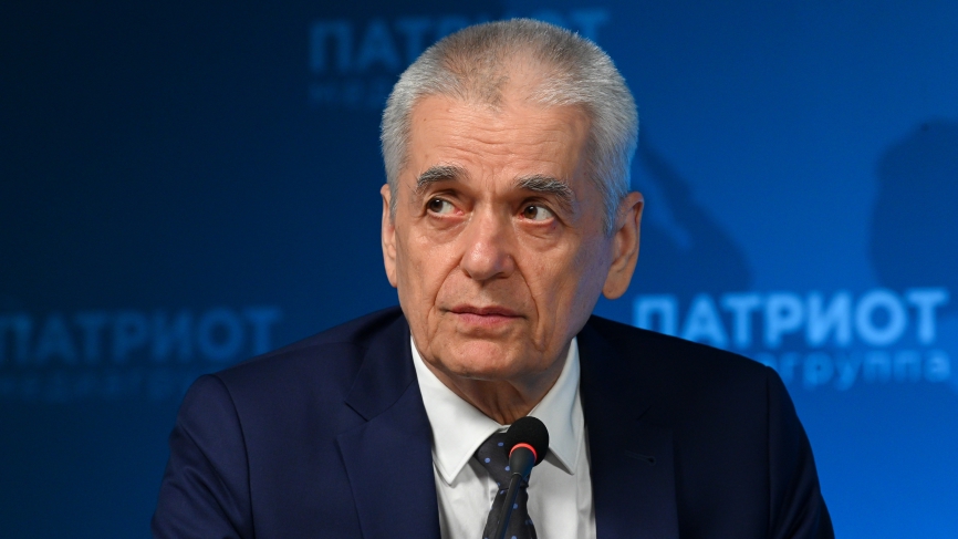 Нет алкоголю и «мусорной еде»: Онищенко обратился к студентам перед Днем знаний Нет алкоголю и «мусорной еде»: Онищенко обратился к студентам перед Днем знаний Общество