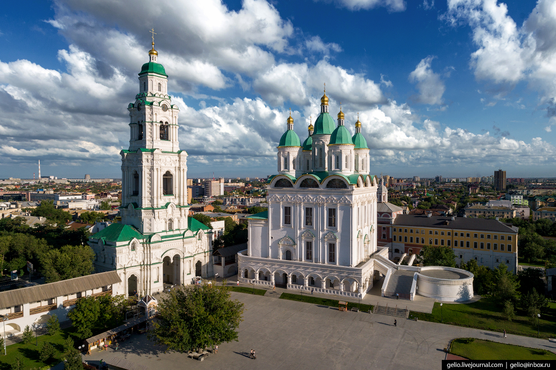 Астрахань с высоты Успенский собор