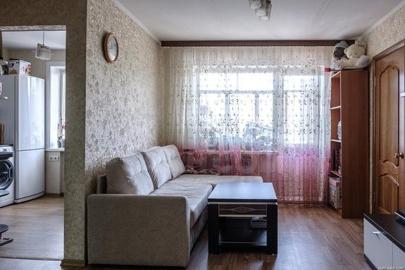 Хабаровчанка прописала в своей квартире 23 иностранцев