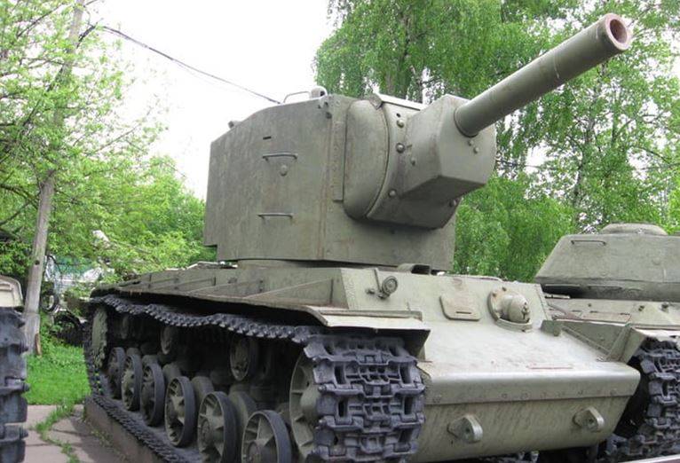 Средние и тяжёлые танки СССР в межвоенный период - 2 часть оружие,танки
