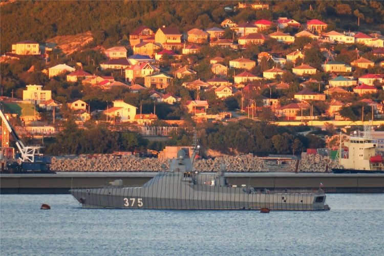 Ударная мощь РФ: какие корабли были спущены на воду в 2018 году