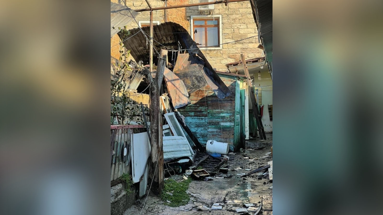 Пожар на похоронах: в Ялте загорелся дом, где проходило траурное мероприятие