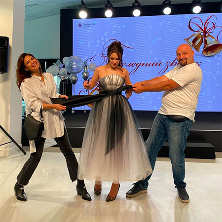 Екатерина Климова воссоединилась с бывшим мужем на выпускном дочери Екатерина Климова воссоединилась с бывшим мужем на выпускном дочери Дети,Дети знаменитостей