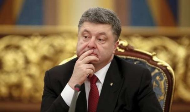 Порошенко поймали на плагиате указов Путина  