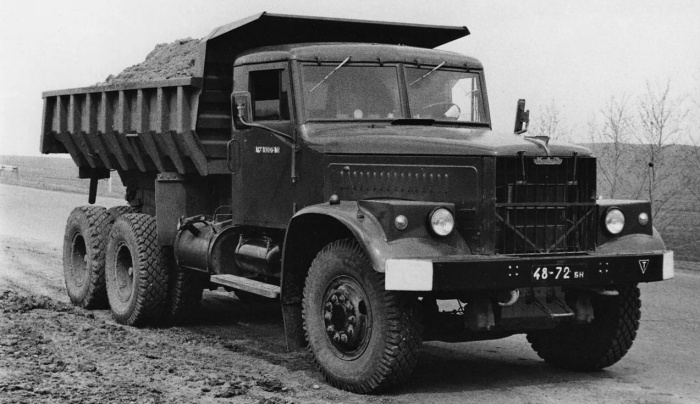 Грузовики никогда в Японию не поставляли. /Фото: ВКонтакте.