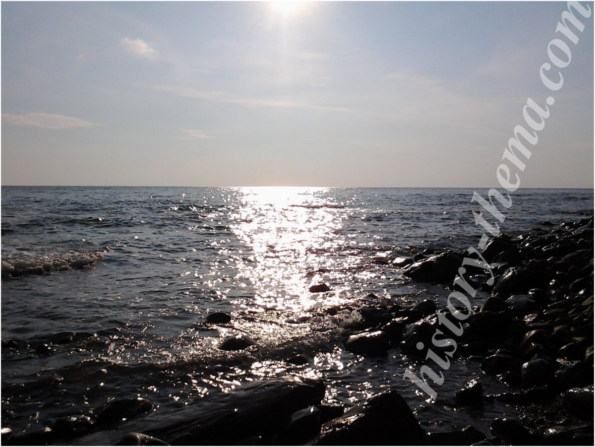 Черное море в районе Туапсе (фото автора)