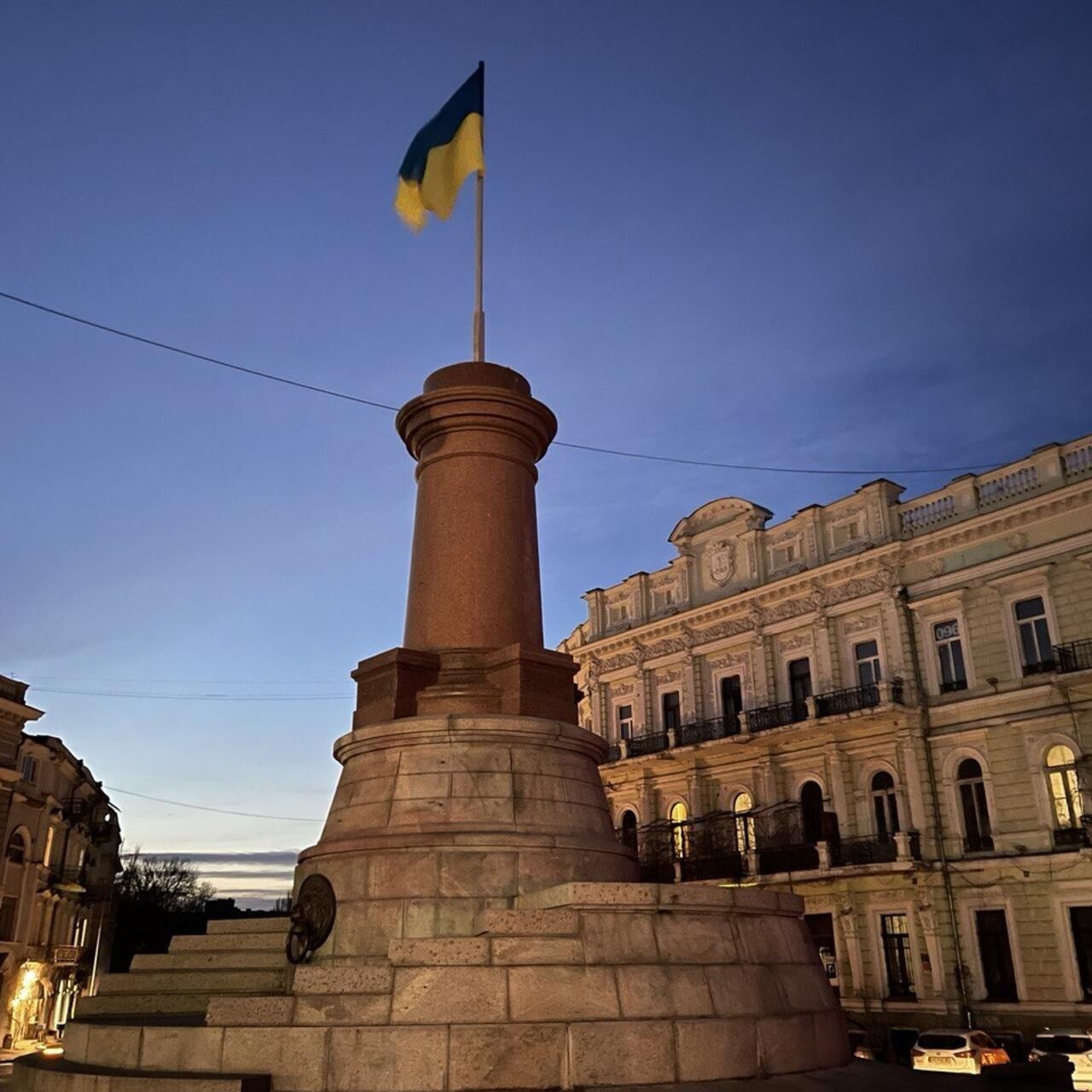 «Страна ОЗ» по-одесски: Южную Пальмиру превращают в… Длинную могилу «Страна ОЗ» по-одесски: Южную Пальмиру превращают в… Длинную могилу украина