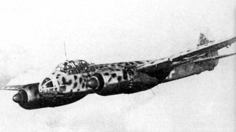 Боевые самолёты. «Юнкерс» Ju-88: универсальный убийца можно, Ju88А4, весьма, бомбардировщик, вооружение, самолет, скорость, войны, самолета, который, фюзеляжа, части, поскольку, модификации, бомбардировщика, поэтому, машины, собой, пушки, пулеметов