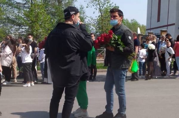 Дава рекламирует в Instagram свой пост про трагедию в Казани