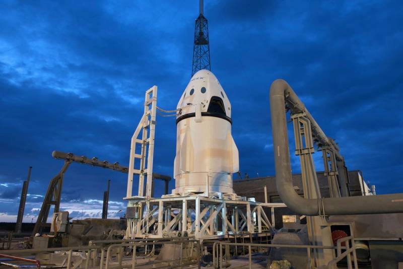 SpaceX прекращает производство космических кораблей Crew Dragon