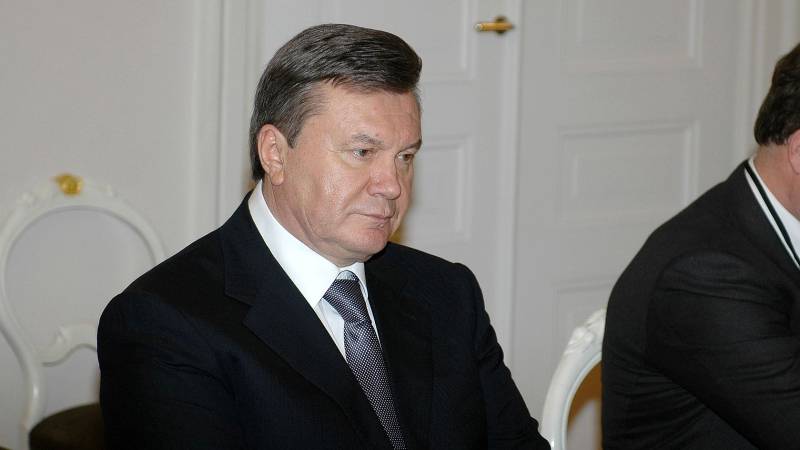 Бывший президент Украины Янукович оспорит свое отстранение от власти в суде 