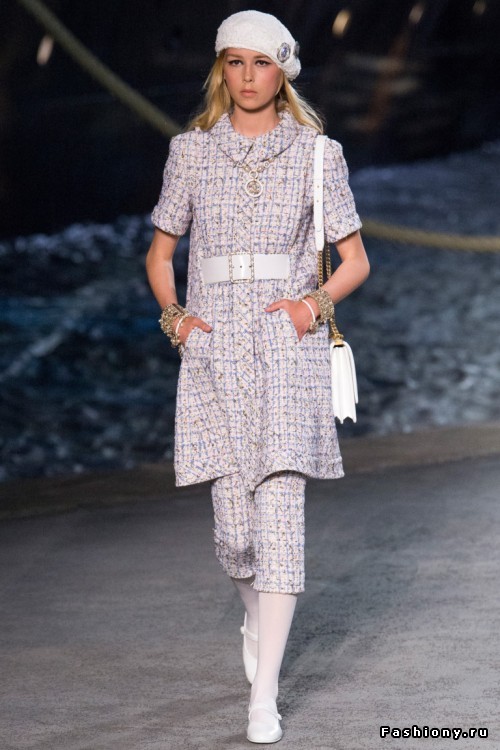 Chanel 2019 круизная коллекция Chanel 2019 круизная коллекция