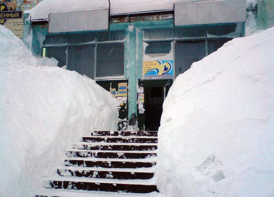 Обычная зима в Норильске города и страны, города, зима, необычное, Норильск, Россия, снегопад