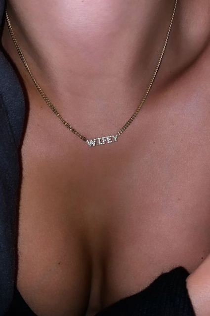 Джастин Бибер и Хейли Болдуин на пикнике в Беверли-Хиллз Джастин Бибер и Хейли Болдуин на пикнике в Беверли-Хиллз Звездные пары