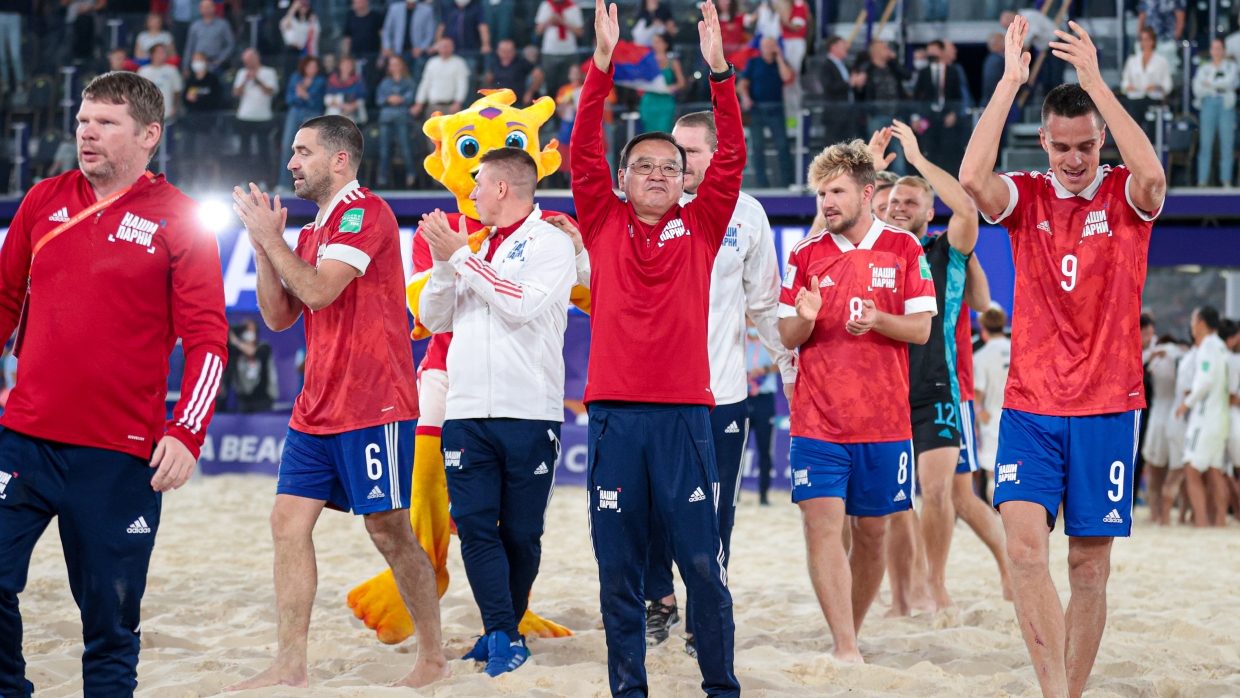 Настоящий вид спорта: почему Россия хороша в пляжном футболе, а в большом — нет Спорт