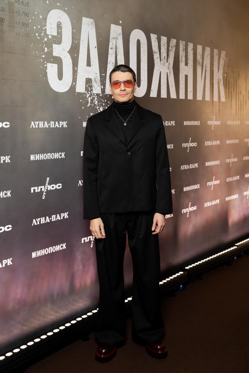 «Меня пугал языковой барьер»: Максим Матвеев о съемках в новом сериале «Заложник» очень, фотоЕкатерина, Анохина, который, Максим, съемочной, Матвеев, чтобы, друга, языке, всегда, Авратинская, Дарья, Николас, Муавад, признался, много, Верник, отрастил, которые