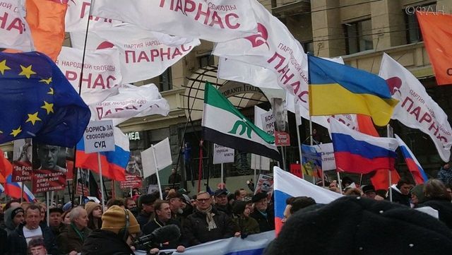 В Москве прошёл марш украинской оппозиции за «освобождение Бориса Немцова» россия