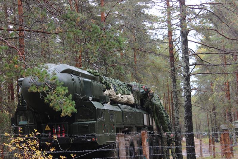 Российское ядерное оружие на белорусской территории. Преимущества и проблемы оружие