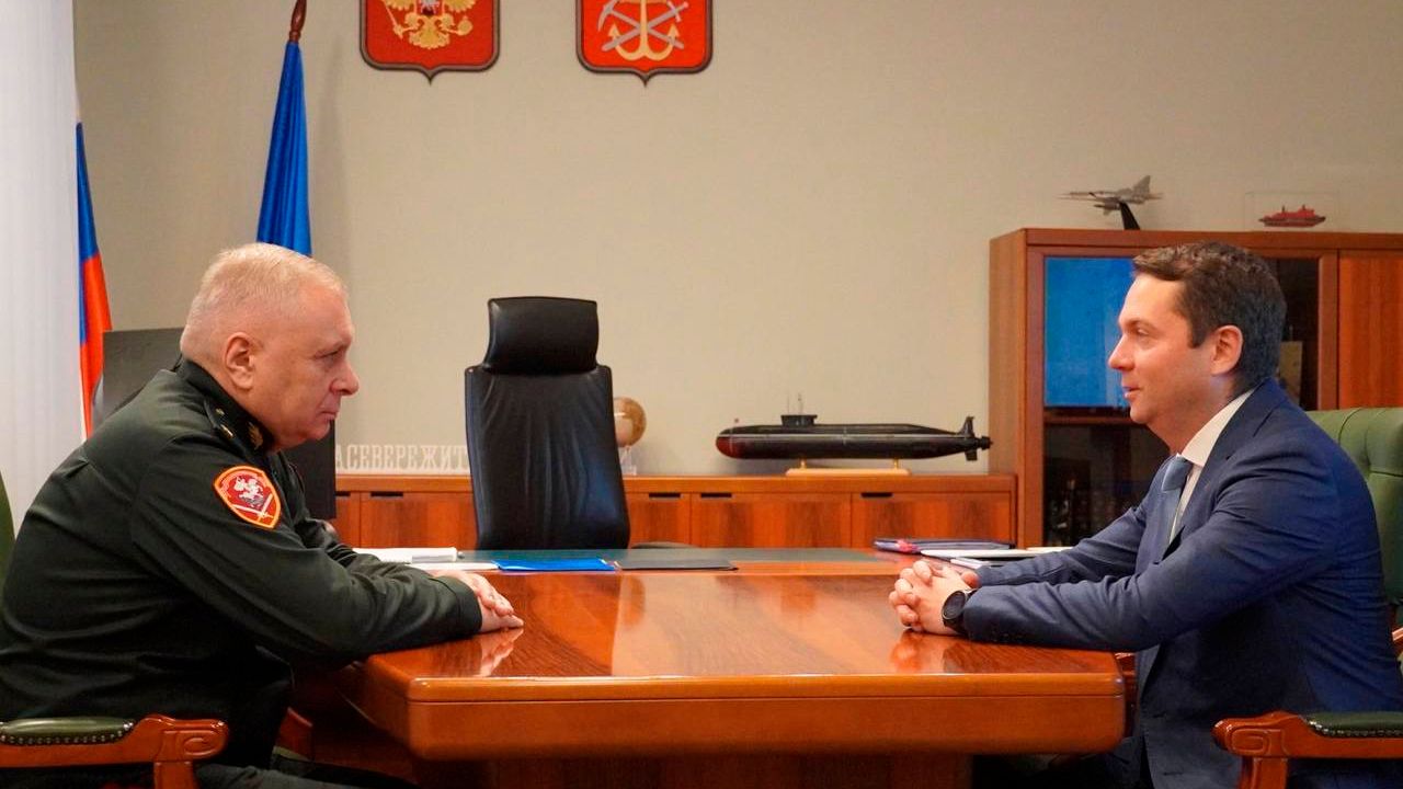 Генерал-майор Воробьев проверил работу Росгвардии на атомных объектах в Мурманске Генерал-майор Воробьев проверил работу Росгвардии на атомных объектах в Мурманске Армия