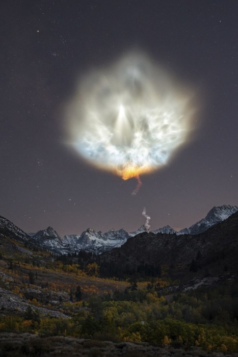 Премия «Небесное облако»: выпуск ракеты Pacex, Сьерра-Невада, Калифорния, США. Фото: Брэндон Йошизава.