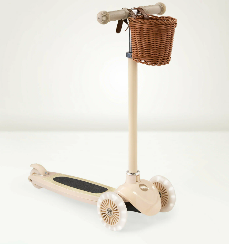 Где купить детский самокат: 30 лучших моделей (двухколесные и трехколесные) ребенка, самоката, самокат, ножной, Самокат, диаметром, тормоз, колесами, розовая, 100 кгРост, Расцветки, регулирующийся, 50 кгРост, наклонный, регулируется, Тормоз, расцветки, парковки, поворотный, колес