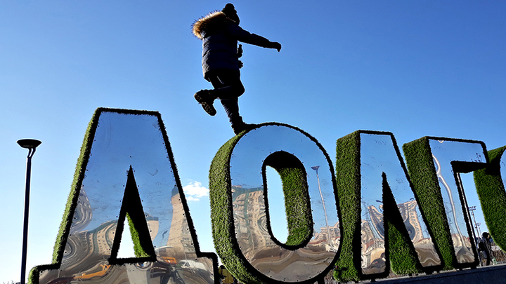 ЛИБЕРАЛЬНЫЙ ПЛАН "ОФЗ": ОБРАСТАНИЕ ФИНАНСОВОЙ ЗАДОЛЖЕННОСТЬЮ