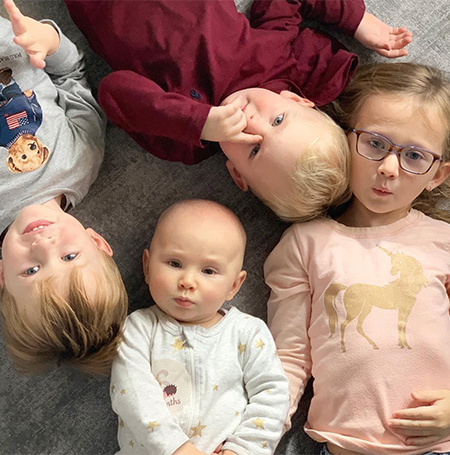 Хилария Болдуин потеряла пятого ребенка Хилария Болдуин потеряла пятого ребенка Звезды,Звездные пары