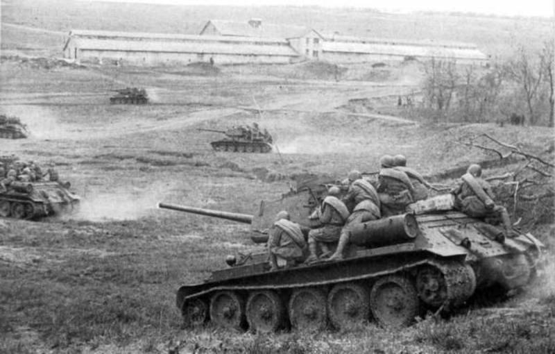 Василий Стороженко, командир железной роты Стороженко, Василий, танков, танка, танковой, танкисты, противника, гвардии, Яковлевич, бригады, врага, районе, орденом, войны, направлении, награжден, бригада, момент, октября, участие