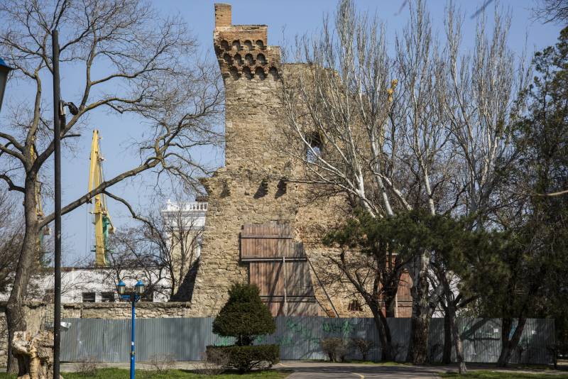 Крымские впечатления. Равнодушная серость бытия Крымские впечатления. Равнодушная серость бытия россия