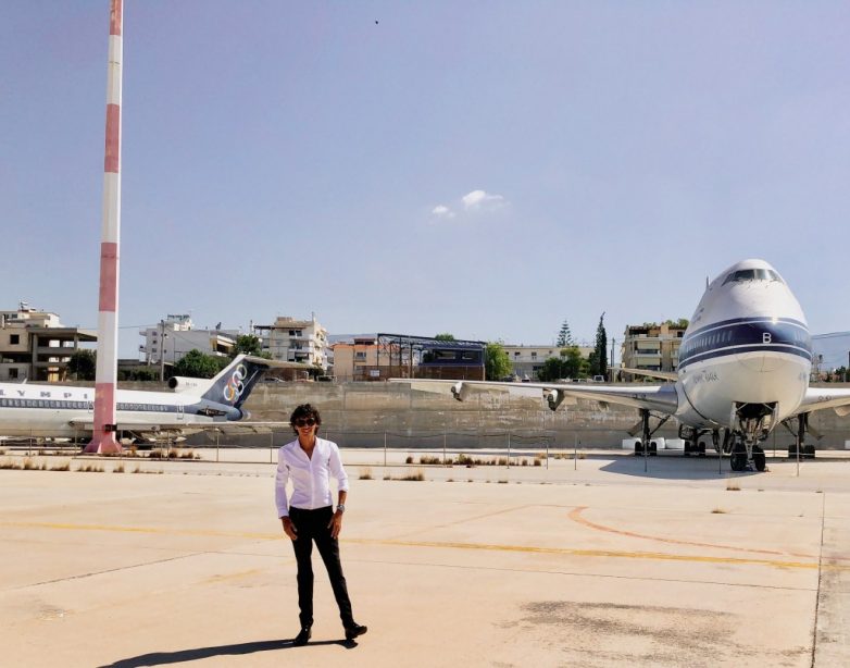 Прогулка по заброшенному аэропорту в Греции города,Греция,история,поездка,путешествие