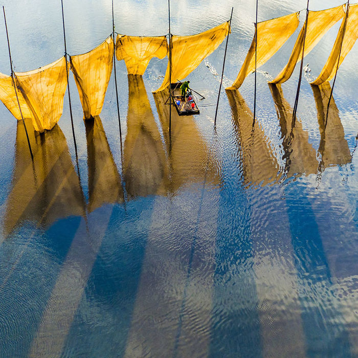 Fishermen Close The Net, Grand Prize, 2016 Skypixel Photo Of The Year